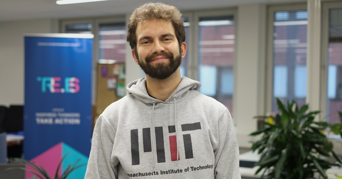 Fotografia del ralatore, il fisico Nicolò Riva